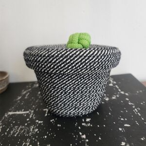 Ugly Rugly Small Tufted Lid Storage Basket Black & White